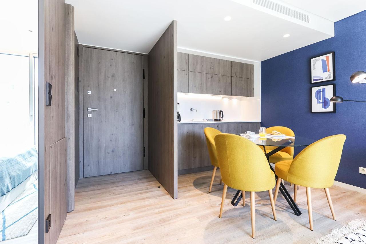 Modern Parliament By Homing Apartment Lisbon Exterior photo