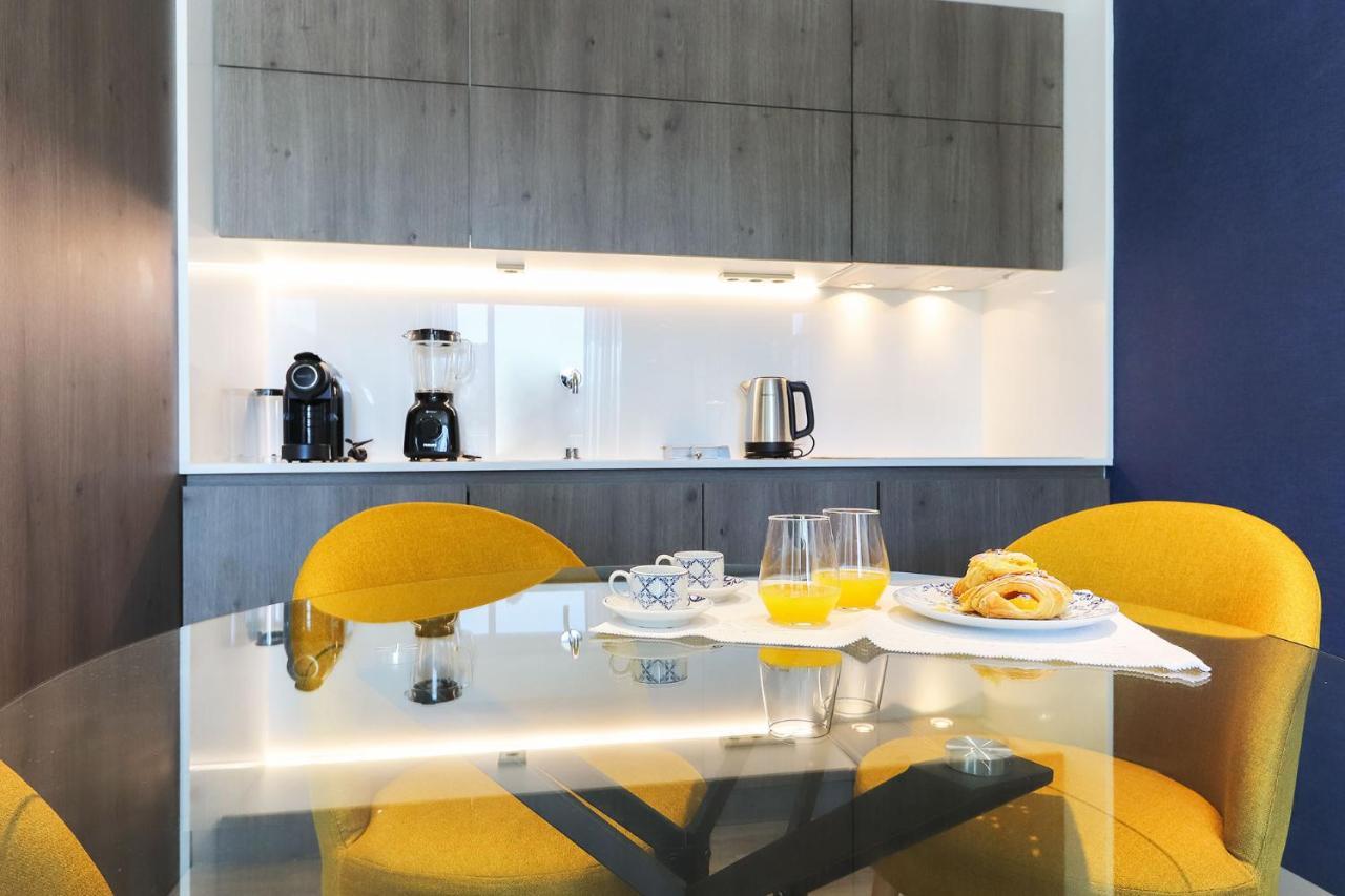 Modern Parliament By Homing Apartment Lisbon Exterior photo